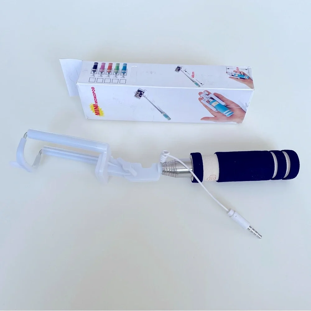 VizGiz Selfie Stick Mini Monopod Portable